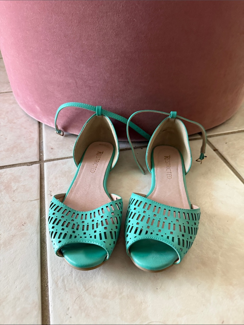 Restricted Teal Laser-Cut Peep Toe Ankle Strap Sandals Sz 6